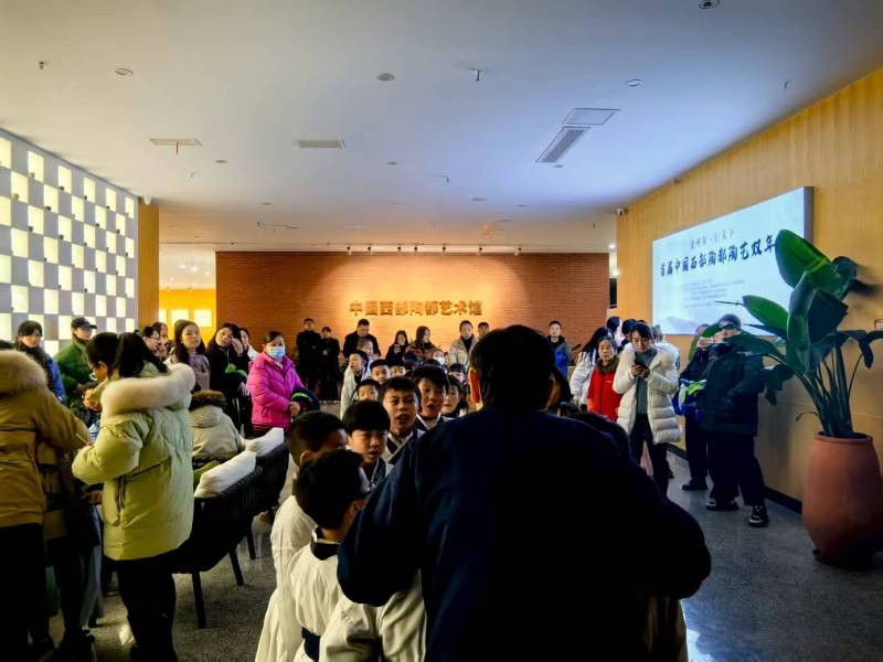 先婚后爱：契约夫妻的甜蜜陷阱